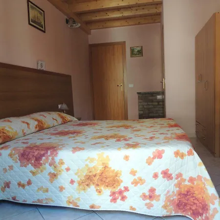 Bed & Breakfast La Marina *