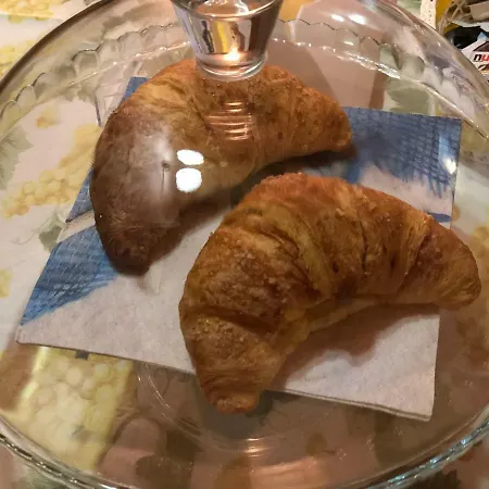 La Marina Bed & Breakfast *