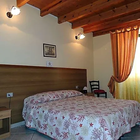 Bed & Breakfast La Marina 3*
