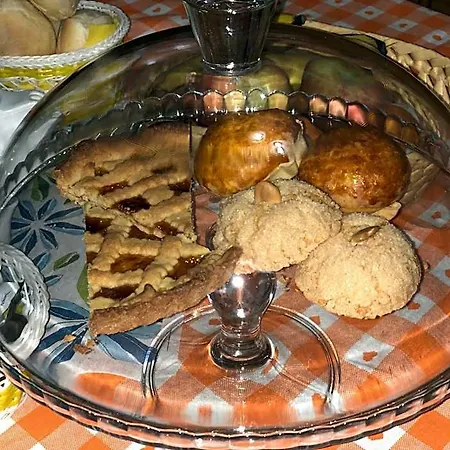 La Marina Bed & Breakfast 3*