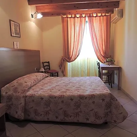 La Marina 3*