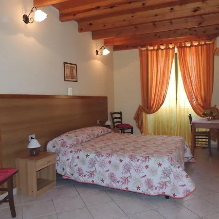 La Marina 3*