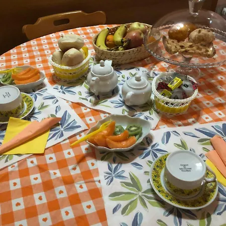 Couette-café La Marina