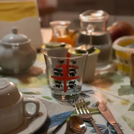 La Marina 3* Кальяри