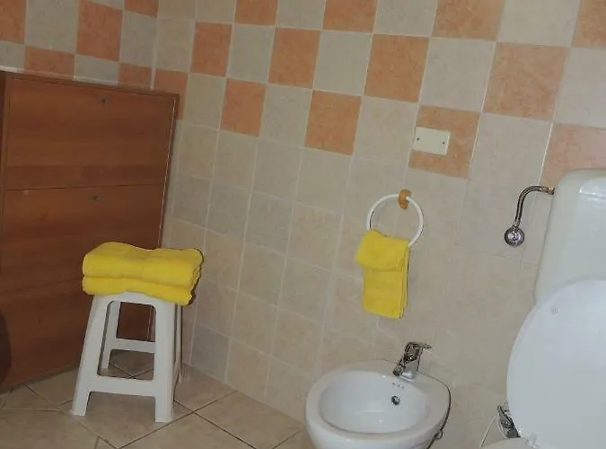 Couette-café La Marina 3*