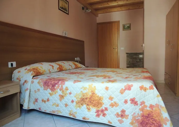 La Marina Couette-café