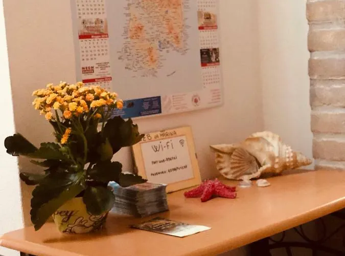 Couette-café La Marina 3*